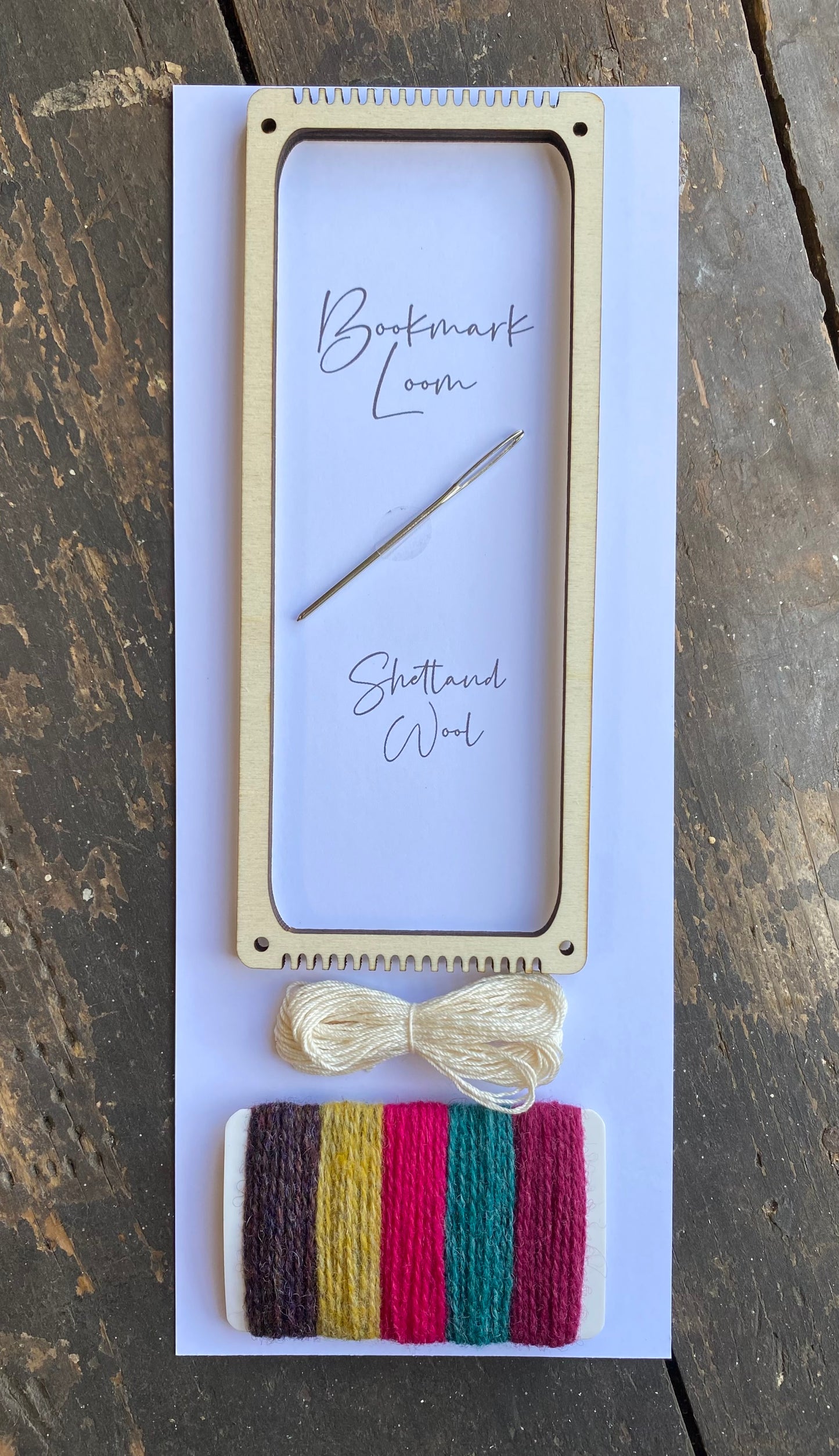 Bookmark loom