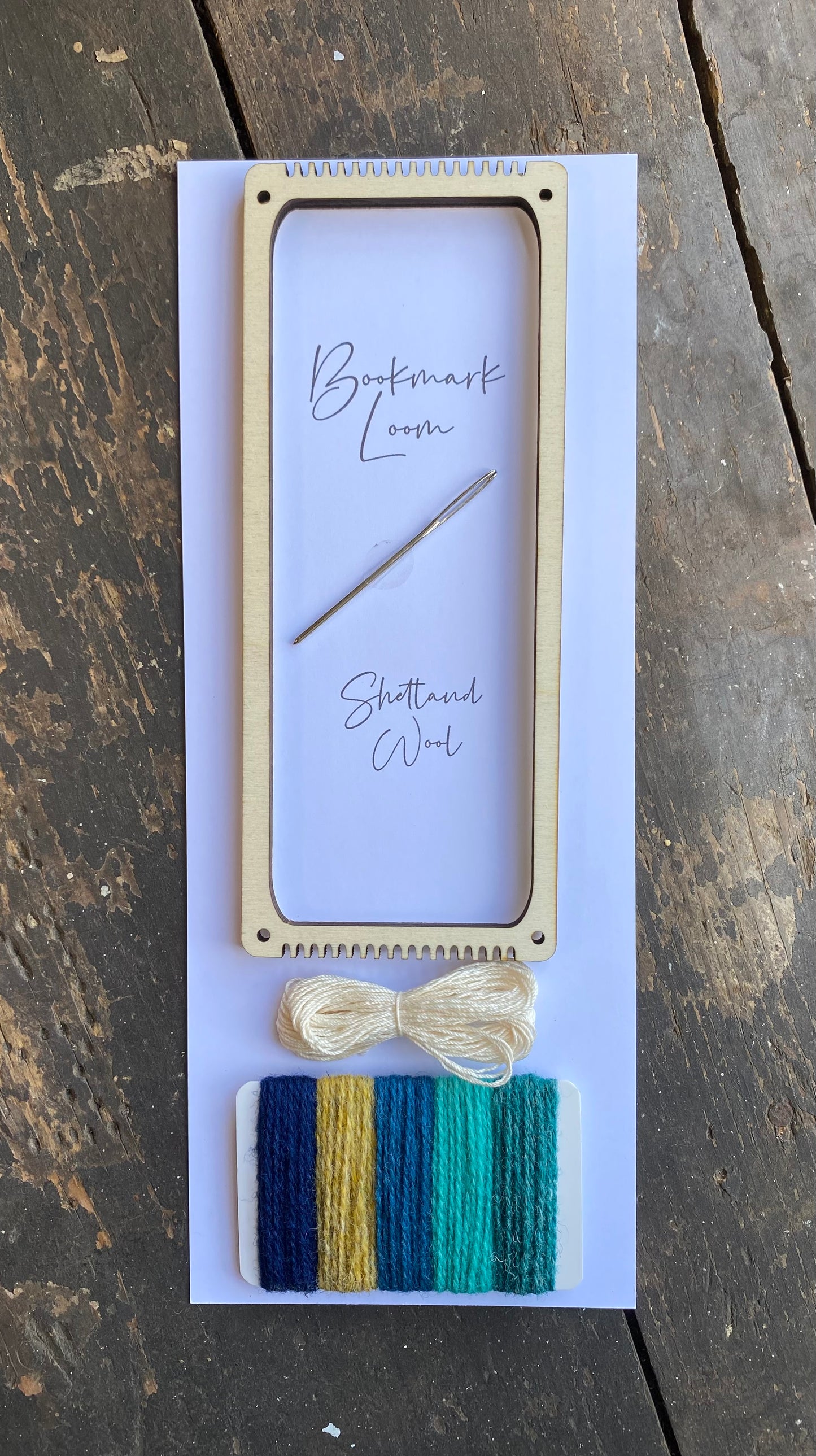 Bookmark loom