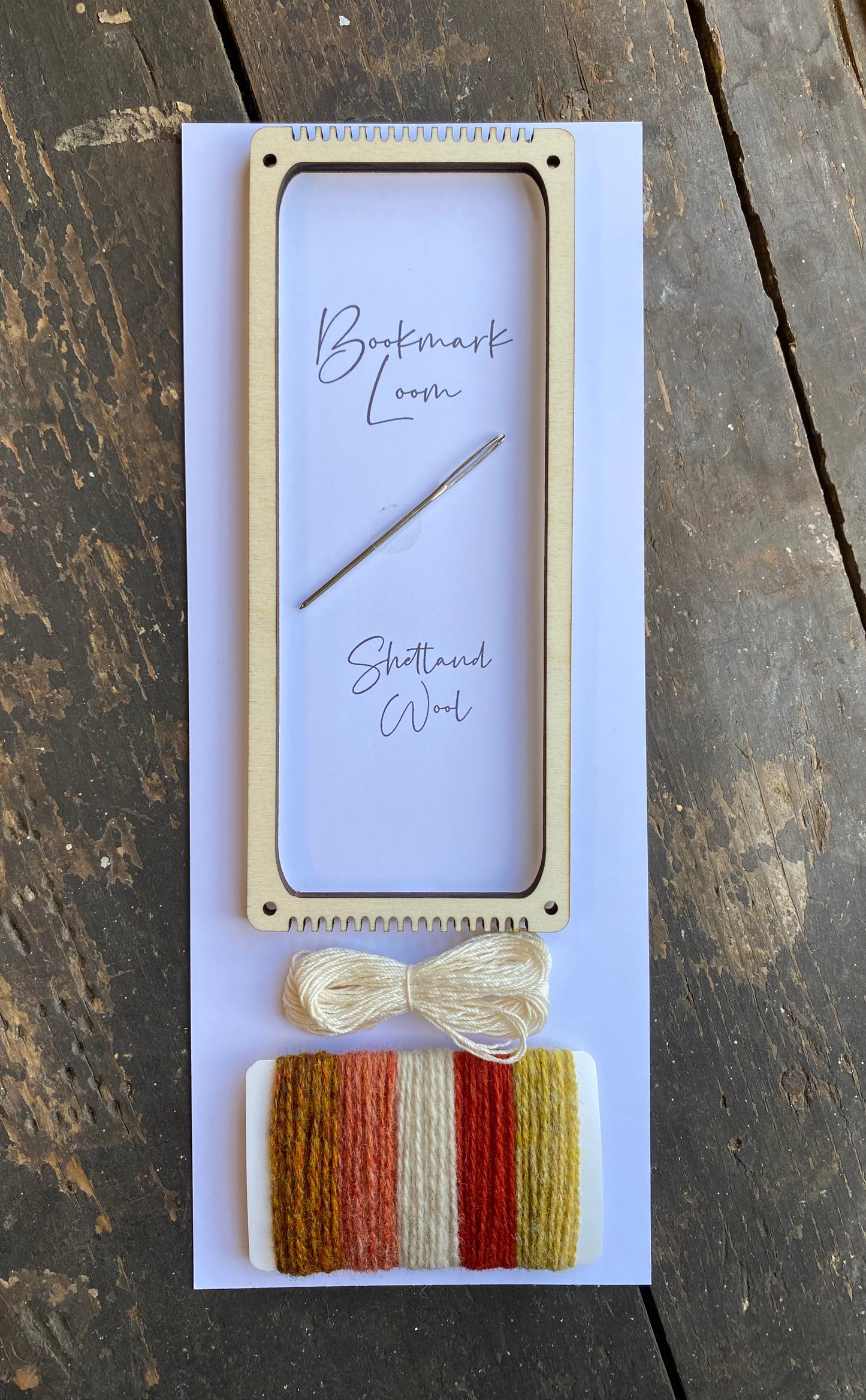 Bookmark loom
